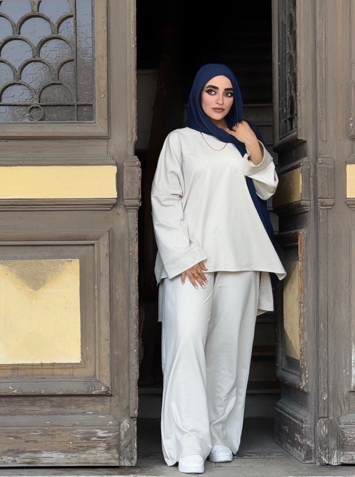 Plain Beige Women's Suit – Casual Fashionable Suit in Trendy Colors for Ladies